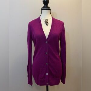 Anthropologie 100% Merino Wool Fuchsia Long Cardigan size M/L one spot mended